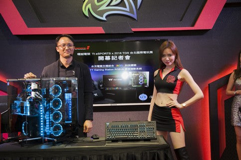 曜越電競Tt eSPORTS於《2018 TGS台北國際電玩展》隆重登場 TT Gaming Station RGB AI語音連動系統 創新極致的水冷電競系統享宴