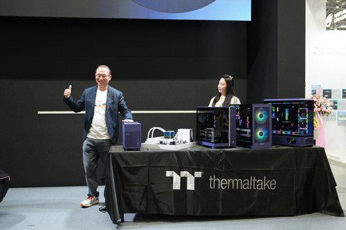The Future Looks Clear: Thermaltake Expands View Series Chassis Lineup Clear Innovation Redefine Your Build