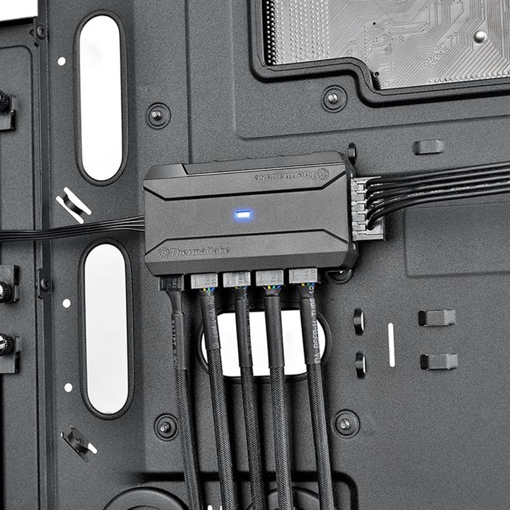 Commander FP – 10 Port Hub for PWM Fans
