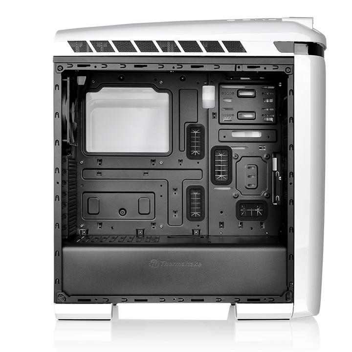 Versa C22 RGB Snow Edition