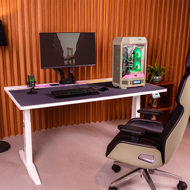 G700 RGB Gaming Desk Snow