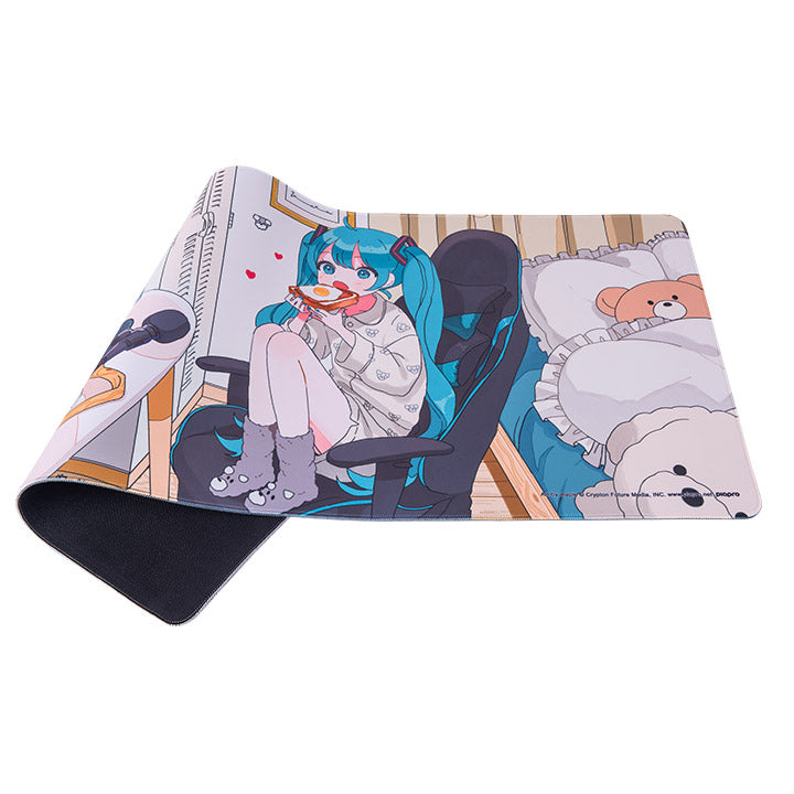 M700 Extended Gaming Mouse Pad Hatsune Miku