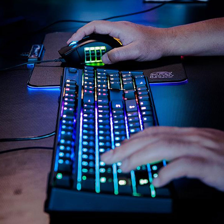 復仇者NEMESIS RGB電競光學滑鼠