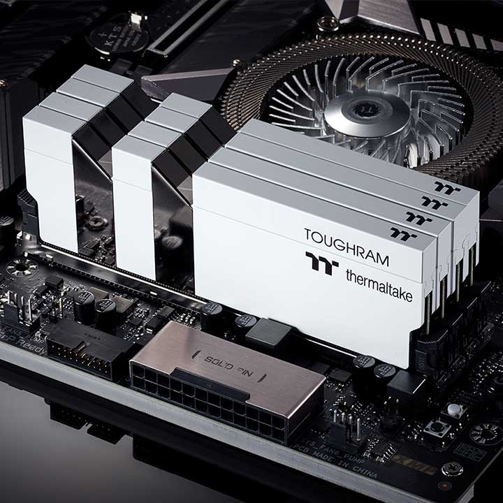 TOUGHRAM Memory White DDR4 3600MHz 16GB (8GB x 2) – Thermaltake Global