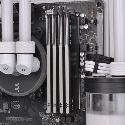 TOUGHRAM Z-ONE Memory DDR4 3200MHz (8GB x 1)